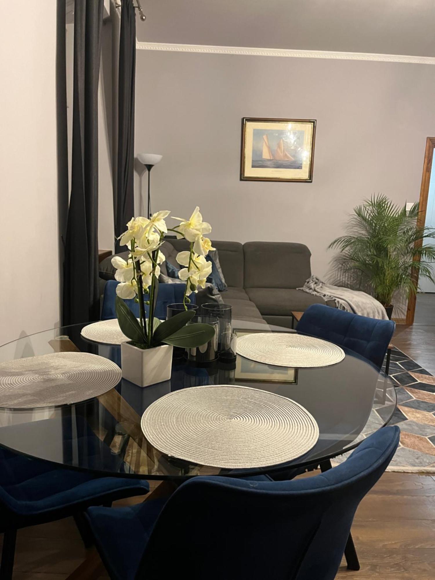 Apartamenty Luczkowskiego Z Widokiem Na Studnie 4 Chelm Ngoại thất bức ảnh