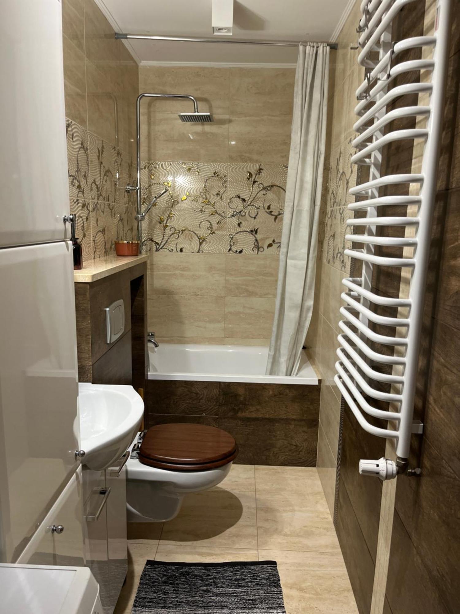 Apartamenty Luczkowskiego Z Widokiem Na Studnie 4 Chelm Ngoại thất bức ảnh