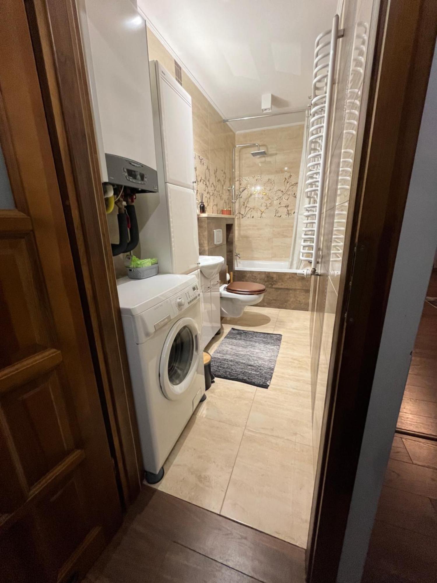Apartamenty Luczkowskiego Z Widokiem Na Studnie 4 Chelm Ngoại thất bức ảnh